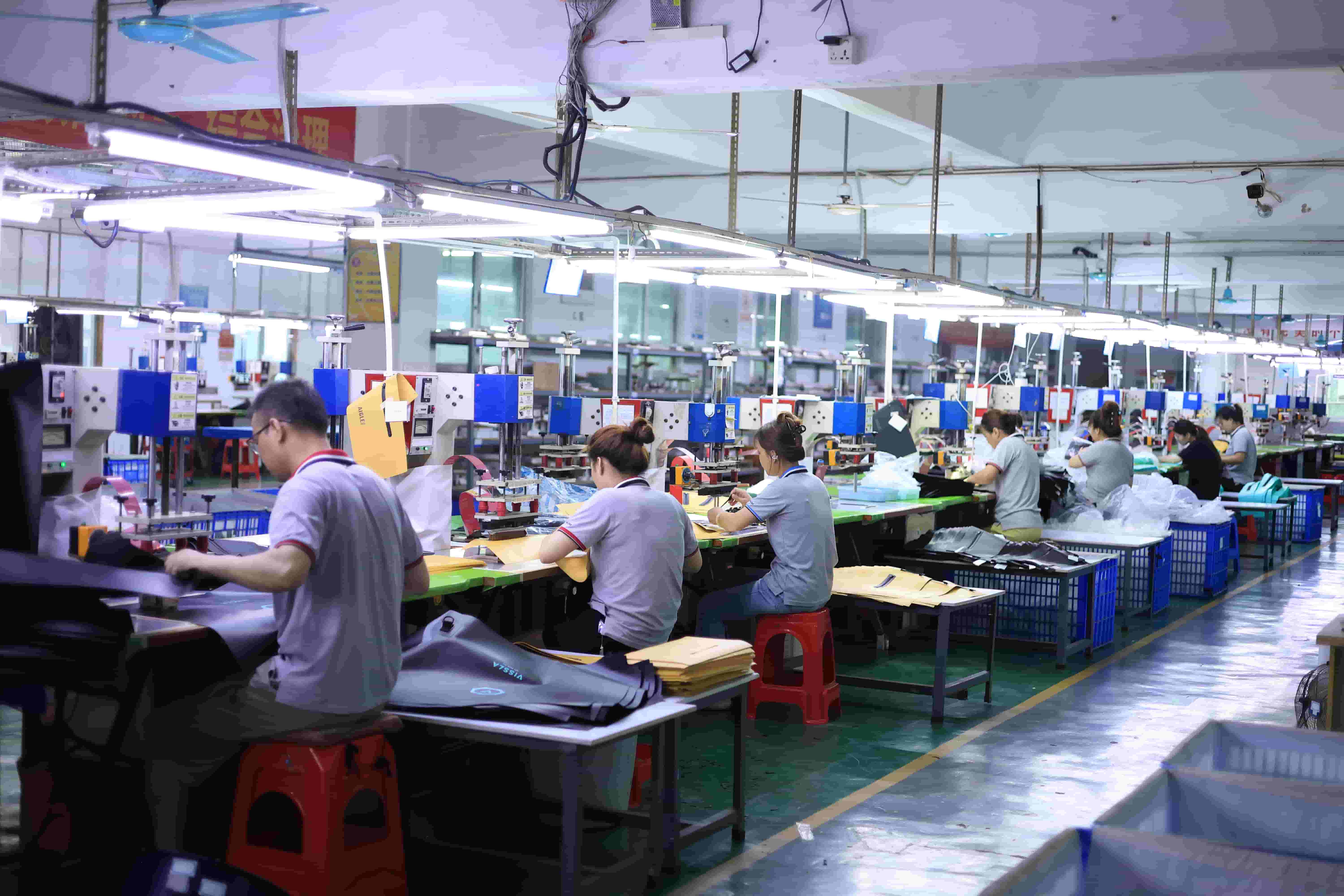 Vandtæt taskeproducent i Kina: Komplet OEM-vejledning