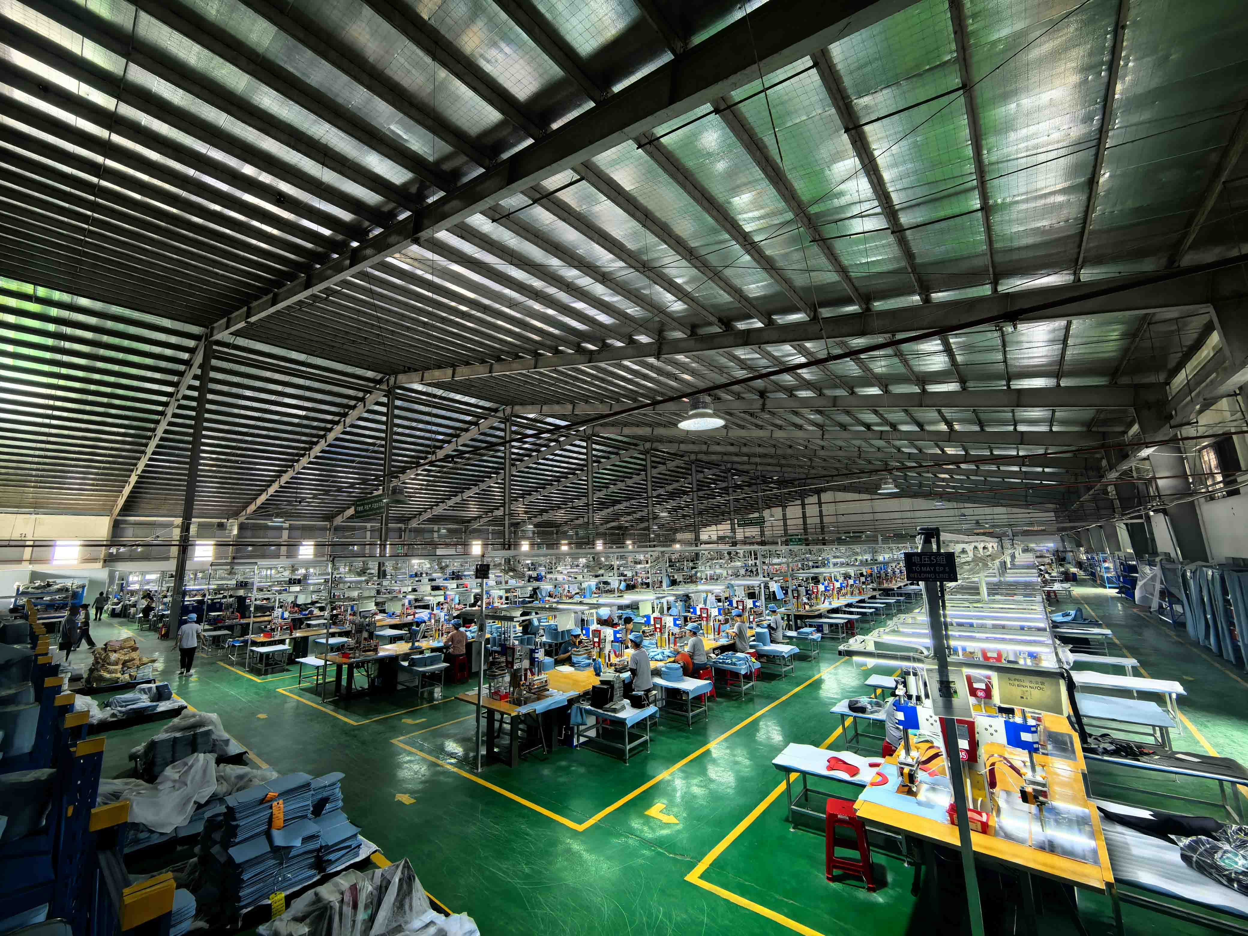 TPU material extrusion and lamination manufacturing process